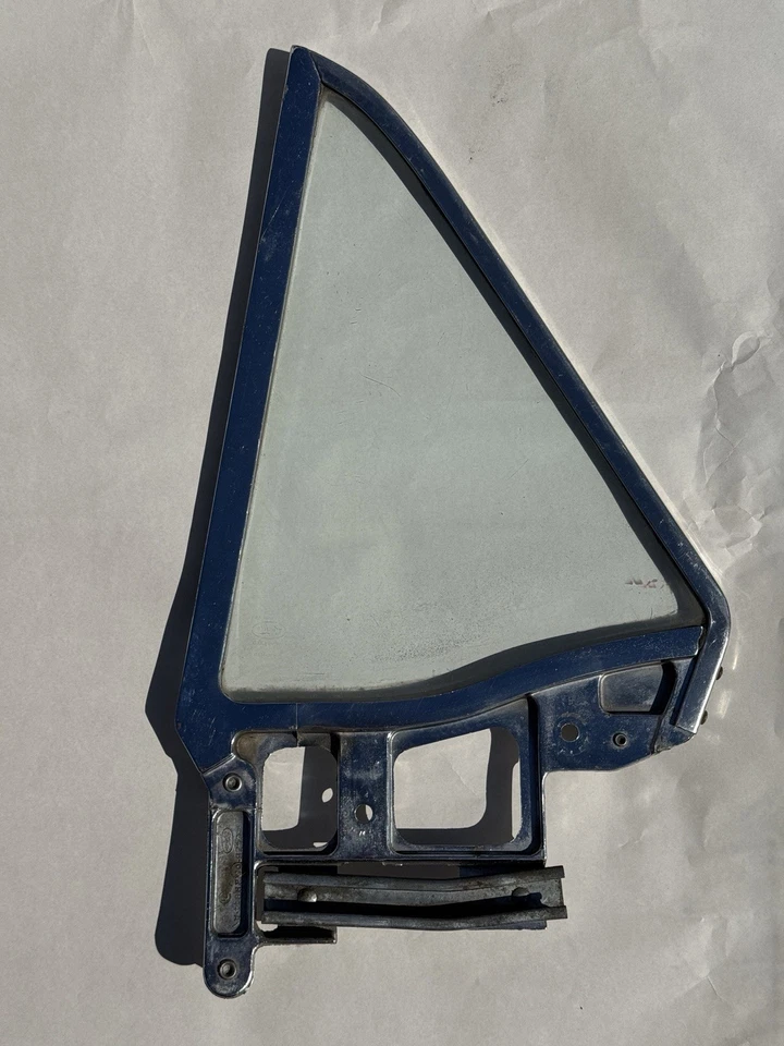 Ford Mustang 1964 1965 1966 cupé GT ORIG RH pasajero cuarto transparente ventana lateral Foto 3 de 4