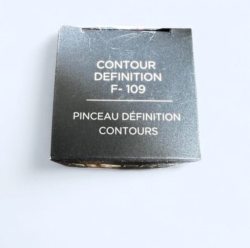 Cepillo de definición de contorno Urban Decay Pro F-109 - Nuevo en caja | Contorno de precisión Foto 3 de 4