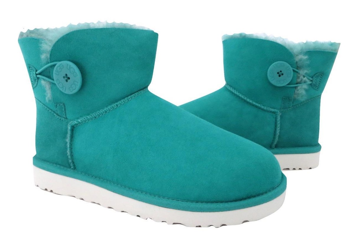 モッコ【新品未使用】UGG W MINI BAILEY BUTTON Ugg Women's Mini Bailey Button Ii Fashion Boots, Hickory,5 M US