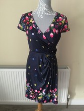 Yumi Navy Floral Ruched Bodycon Crossover dress Lined Cap Sleeve  size 10 Zip 