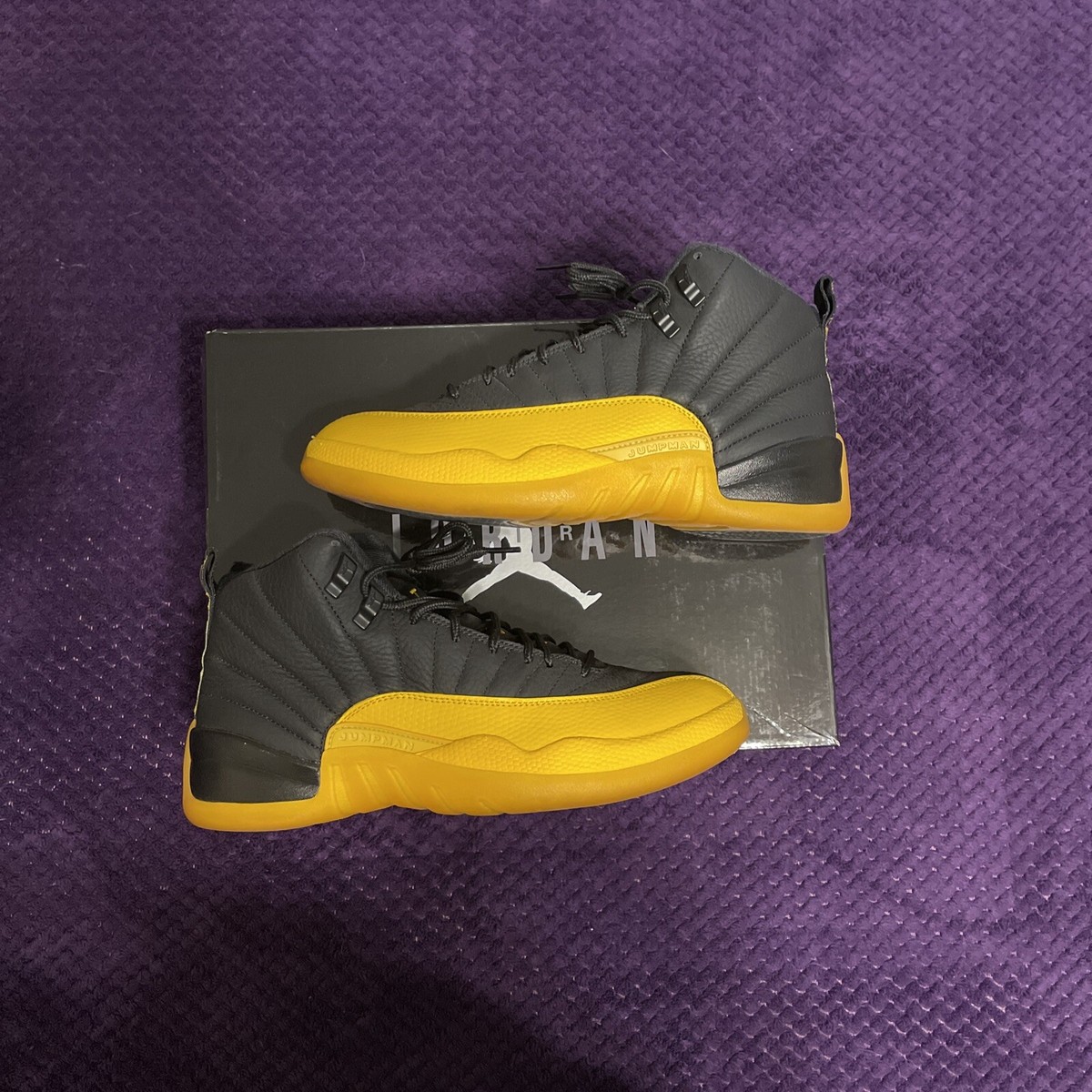 jordan 12 university gold shoe box