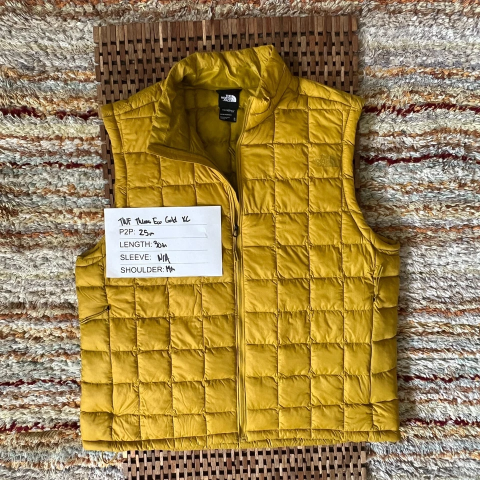 Chaleco acolchado The North Face Thermoball Eco dorado cremallera completa para hombre talla XL Foto 3 de 3