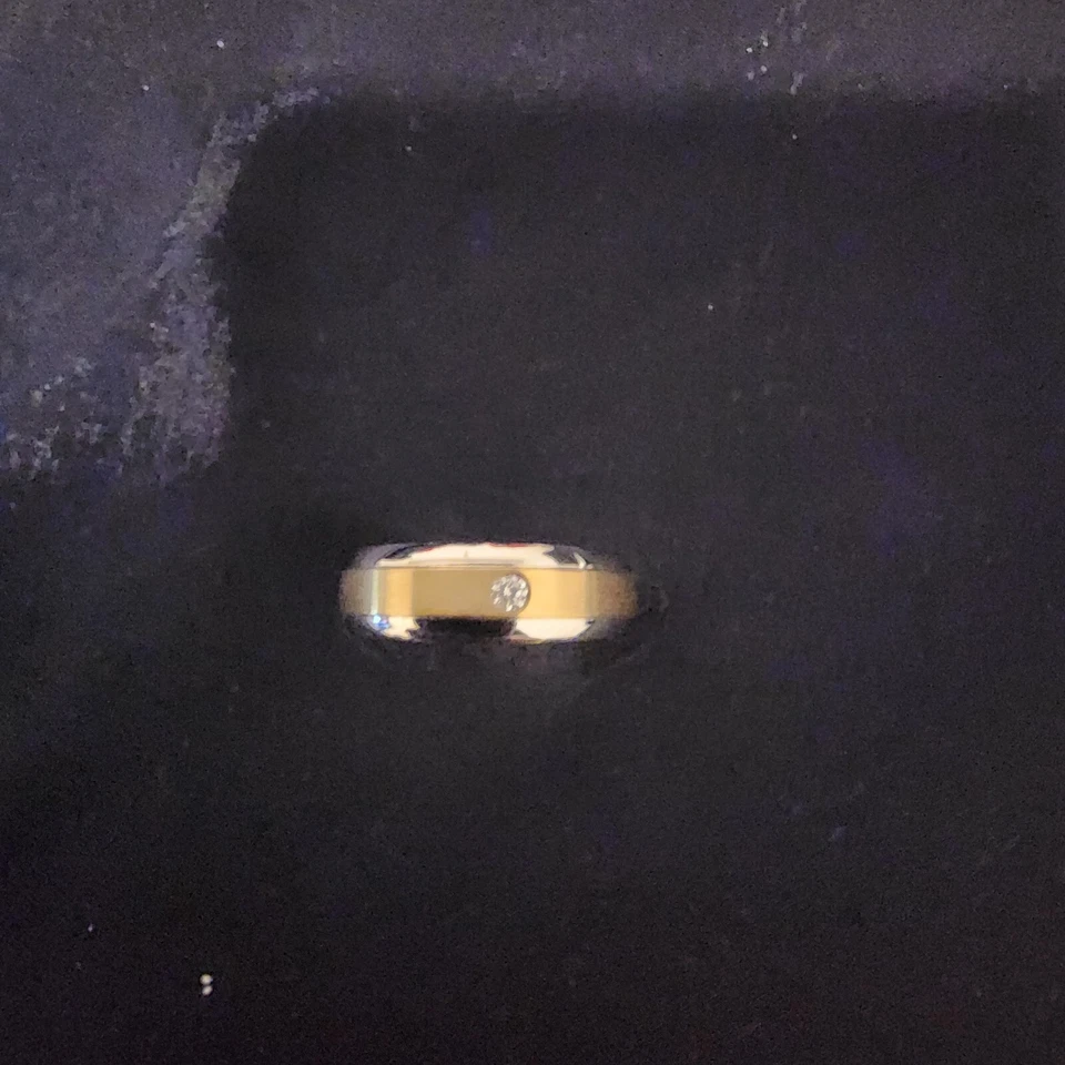 10kt Gold-SS Men's Diamond Solitaire Ring Gold Band W/ Stainless Steel OuterEdge - Image 4 of 4