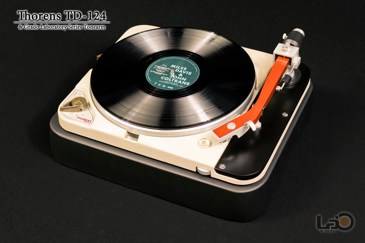 Thorens TD-124 & GRADO Laboratory Tonearm Shure V15 II (Worldwide