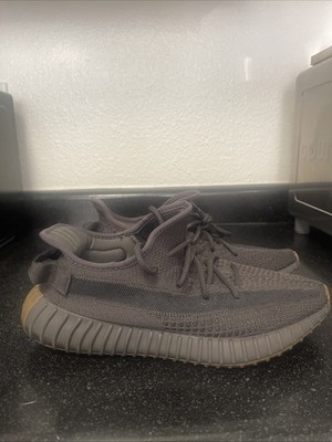 adidas Yeezy Boost 350 V2 Cinder Non-Reflective Black Low Top FY2903