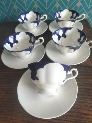 Royal Crown Derby unvollendet Imari 1128 Elizabeth Teetassen und Untertassen Set