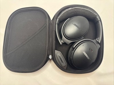 Bose QuietComfort (QC) 35 II Noise Cancelling Headphones in hard case w cables