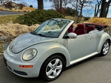 2009 Volkswagen Beetle-New FUN FUN AFFORDABLE ECONOMY