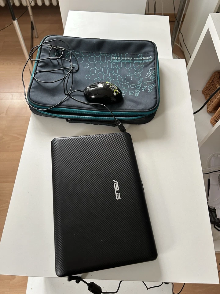 Asus Eee PC R101D Series 10,1'' Zoll Notebook Laptop Schwarz - Bild 4 von 4