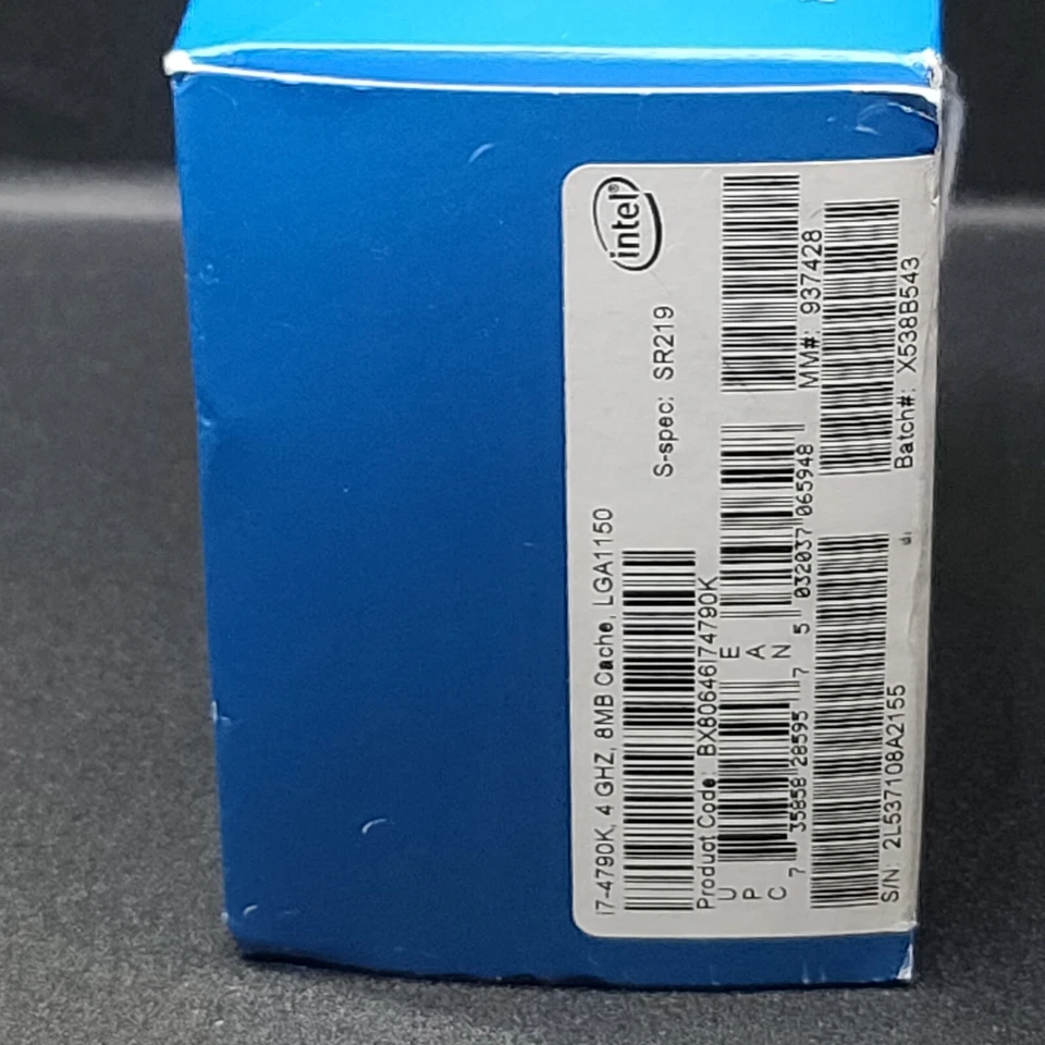 Intel Core i7-5820K Haswell-E 6-Core 3.3 GHz LGA 2011-v3 140W Desktop Processor - Image 3 of 4