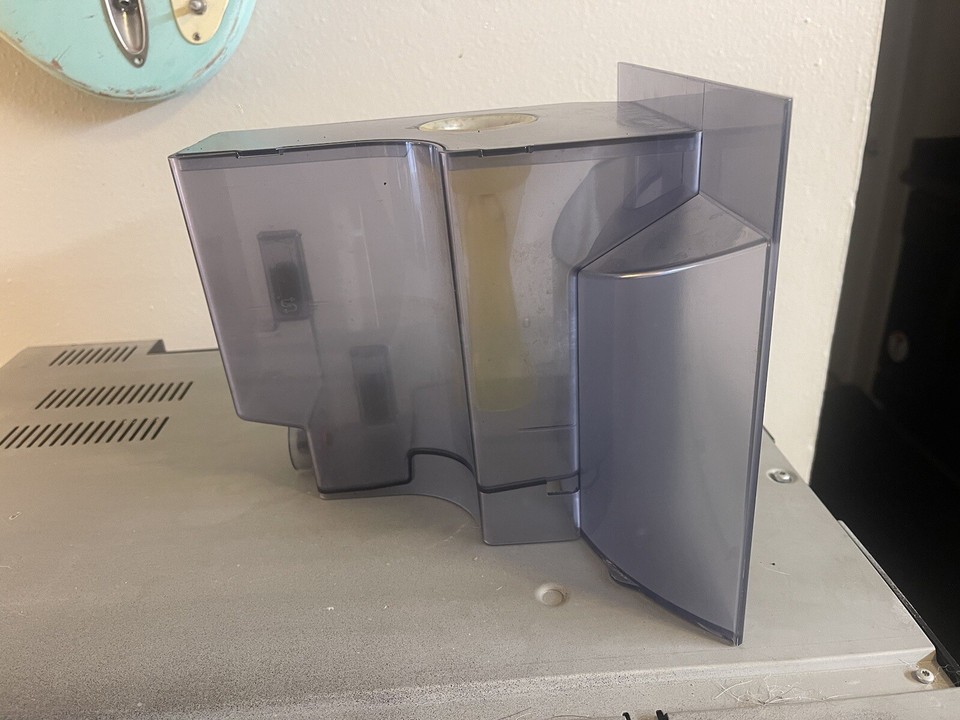 Miele CVA 4066, 24" Builtin Whole Coffee Bean Machine, Plumbed