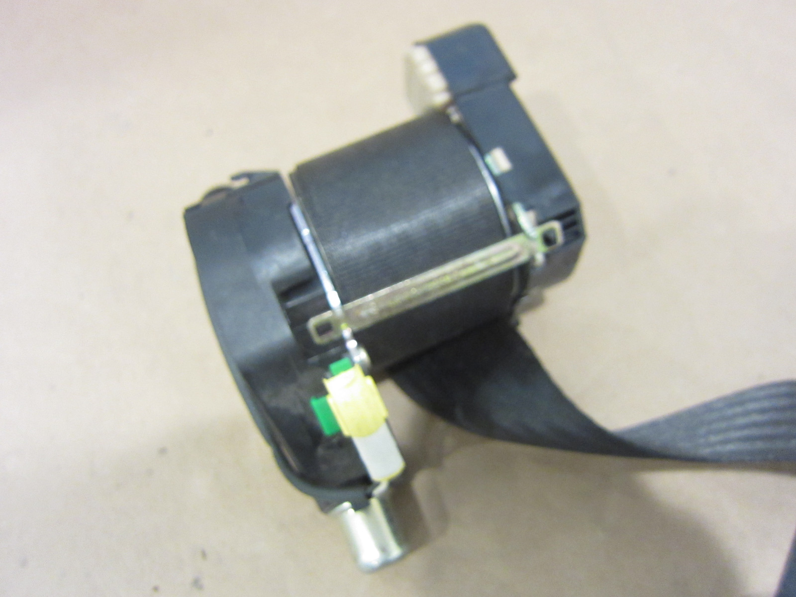 Maserati 4200 Coupe - RH Front Seat Belt Roller Assembly - Part# 66310500