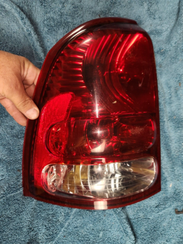 2004 2005 2006 2007 Tail Light Rear Lamp Left Driver for 04-07 Buick Rainier - Picture 1 of 2