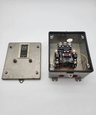 Allen Bradley 709-BCA Starter Enclosure Assembly 71A86 120/110V Coil N22 Heaters