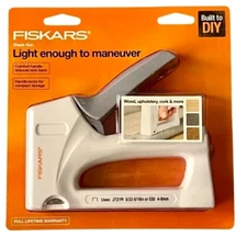 Fiskars Precision Staple Gun - 132460 Comfort Handle Uses JT21 5/32-5/16" 4-8mm