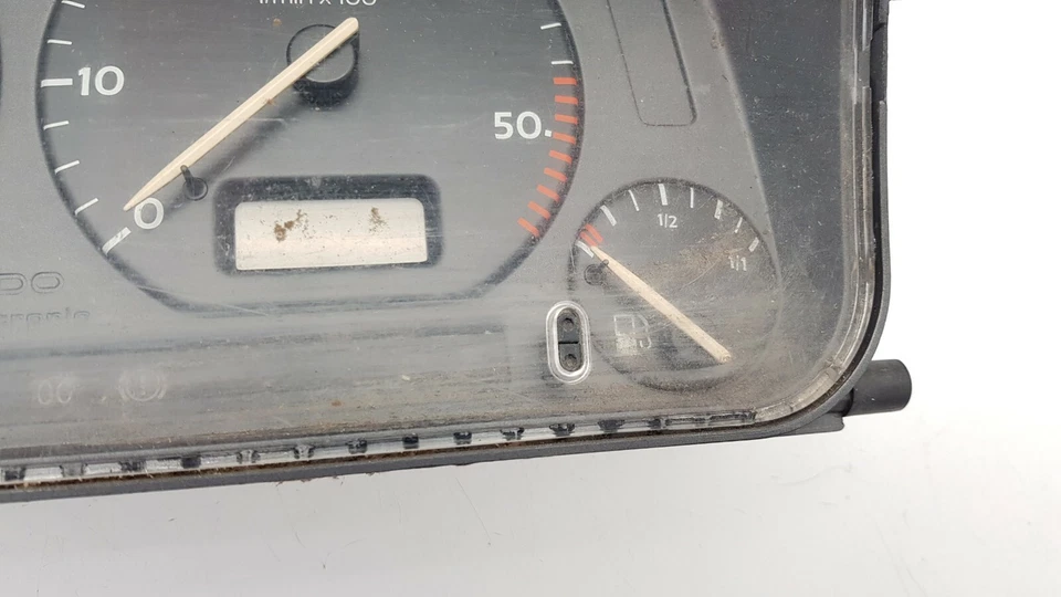 VW GOLF III MK3 LHD SPEEDOMETER INSTRUMENT CLUSTER TACHOMETER 1H5919033M VDO KMH - Image 2 of 4