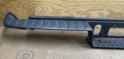 2014-2018 CHEVROLET SILVERADO REAR BUMPER STEP PAD FACTORY OEM