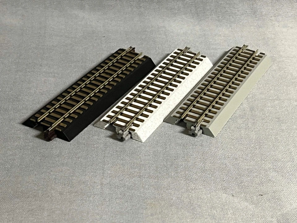 Mainline Railworks HOn30 Sectional Curve Track - Kato UniTrack Compatible - Image 3 of 4