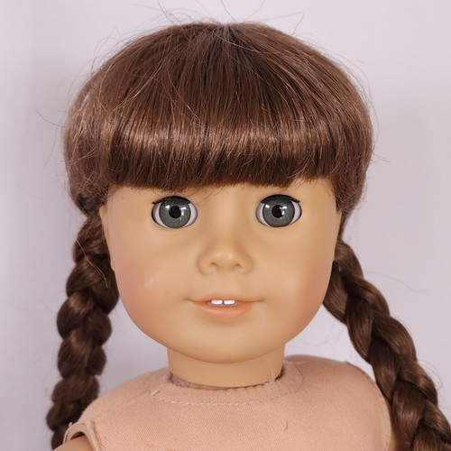 18" American Girl Doll Molly McIntire: Brown Hair, Braids, Gray Eyes, Light Skin