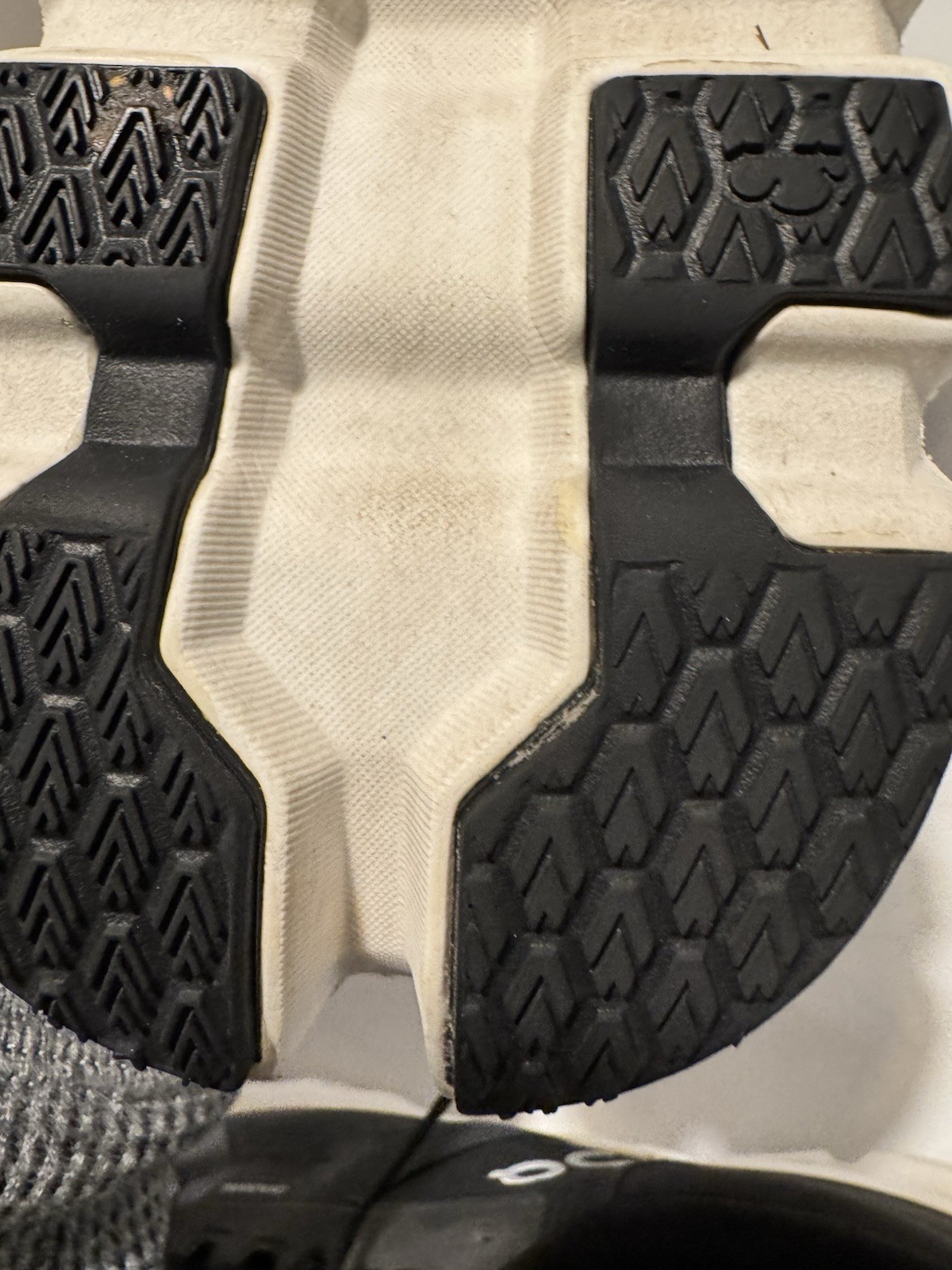 On Cloud Cloudrunner 2 Eclipse/Black Athletic Men… - image 8