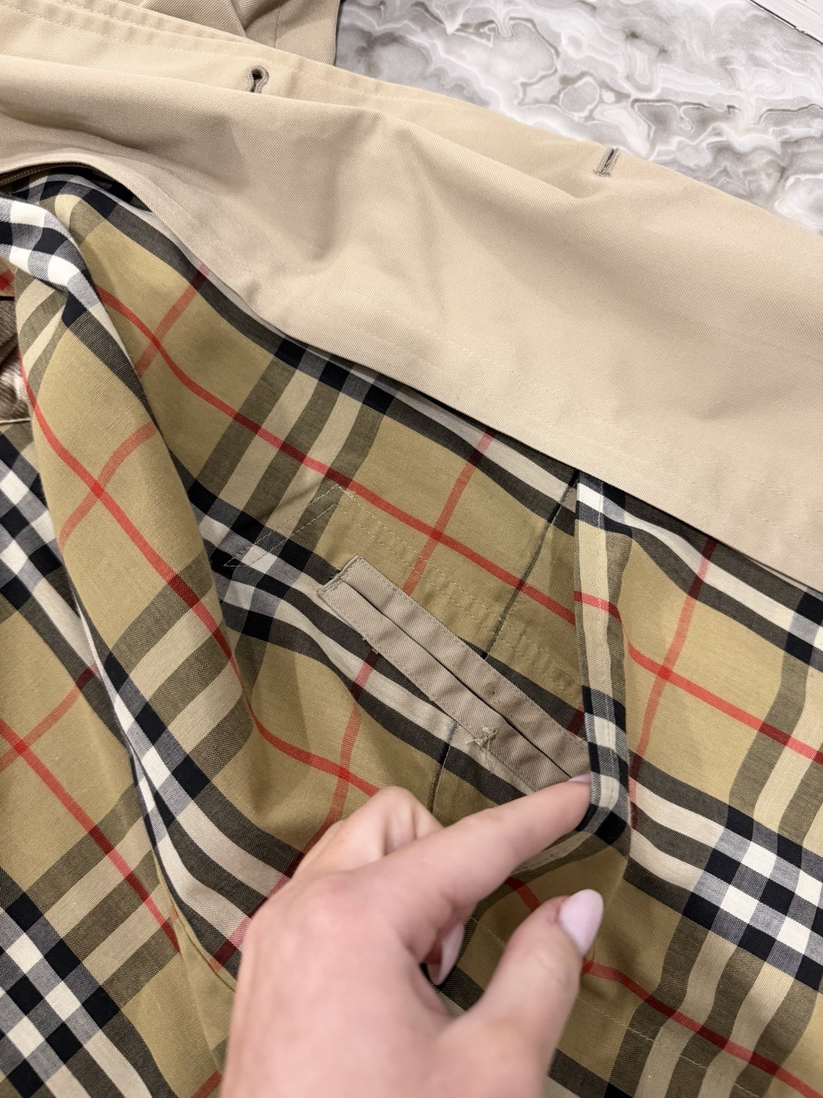 Vintage Burberrys Beige Trench Coat,Removable Nova Check Wool Liner,Classic Fit image 8