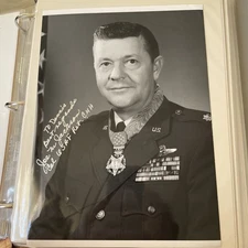 Joe M. Jackson (MOH Vietnam) Hand Signed Photo 8x10 Black And White