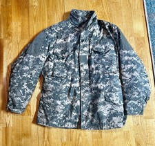 Genuine US Army ACU UCP Cold Weather Field Coat Jacket Medium Short ECWCS Parka