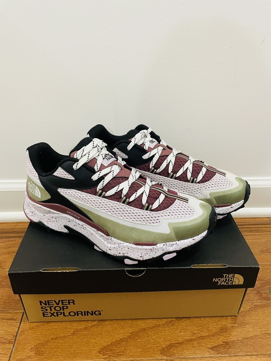 Size 9, The North Face Women's VECTIV Taraval Hiking Shoes
