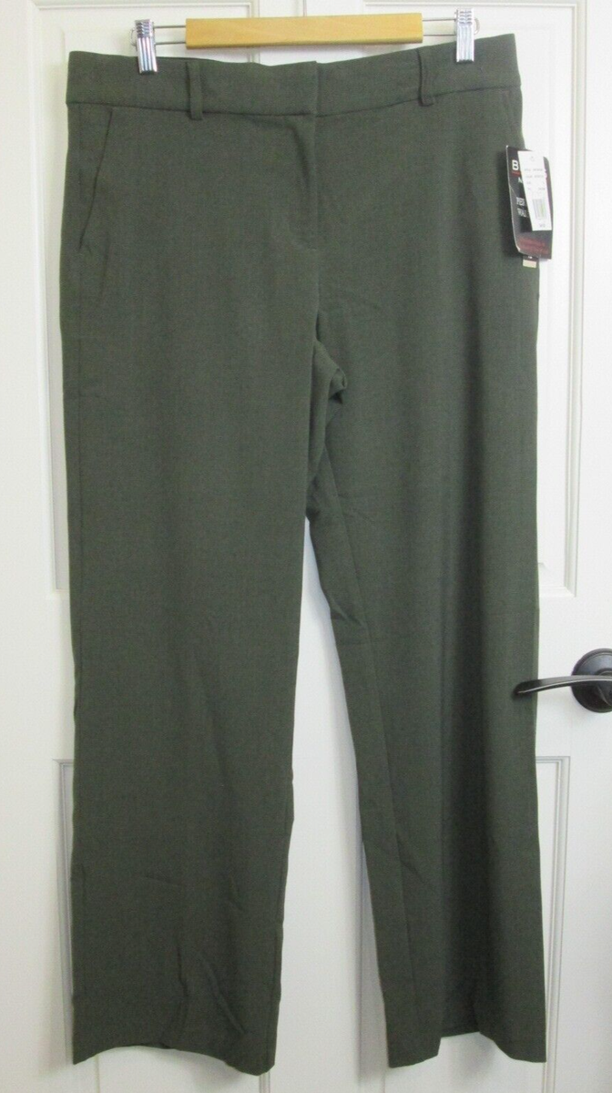 NWT Briggs New York Olive Green Pants Womens Size 12 34x31 Stretch