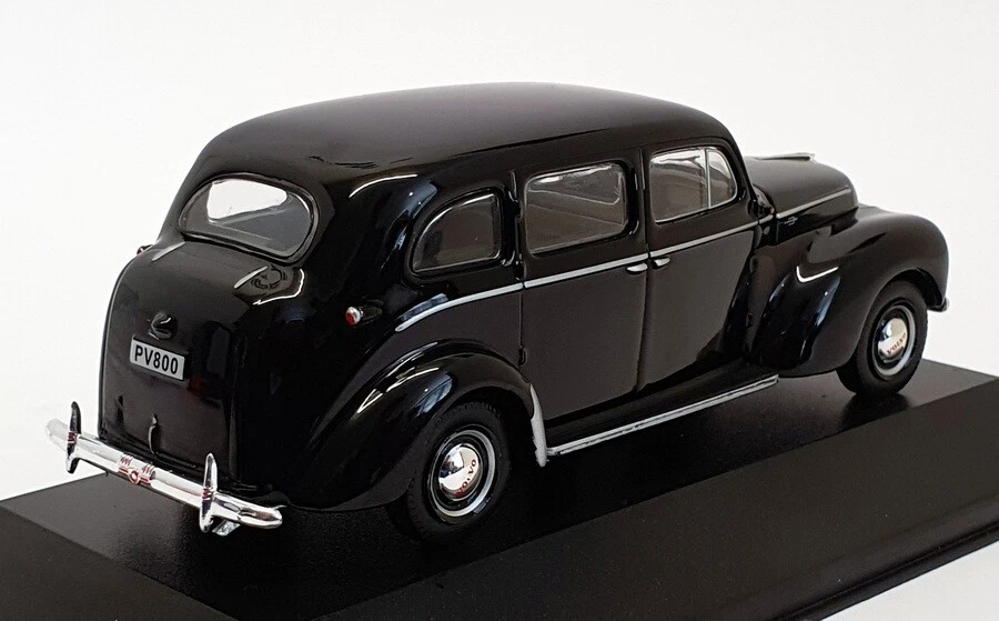 Atlas Editions 1/43 Scale 8 506 018 - Volvo PV800 Taxi - Black - Image 2 of 4