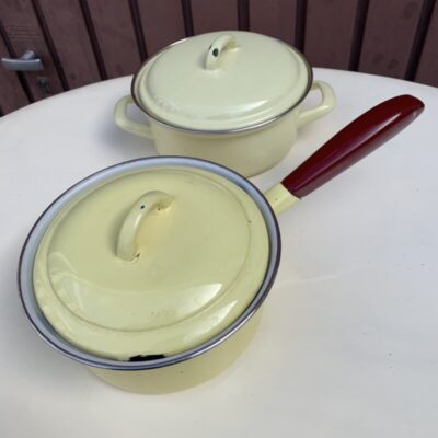 2x Enamel Pot Pastel Yellow Light Yellow Enameled Casserole 50s 60s Vintage 