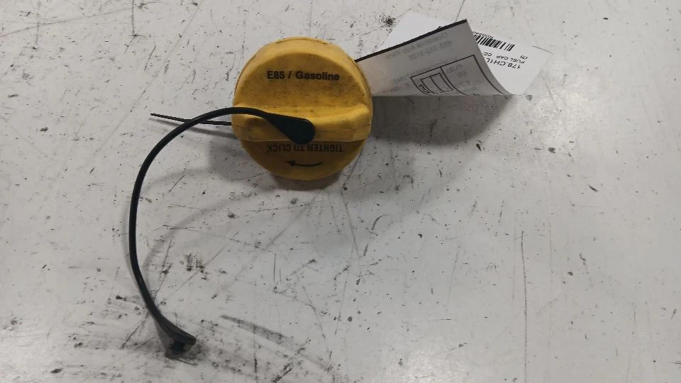 Chrysler 200 Gas Tank Fuel Cap  2015 2016 2017 - Image 2 of 2