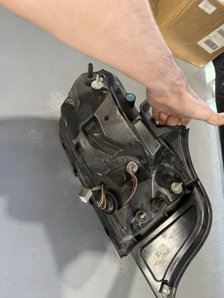 2108 2019 2020 Ford mustang taillifhts - Image 4 of 4