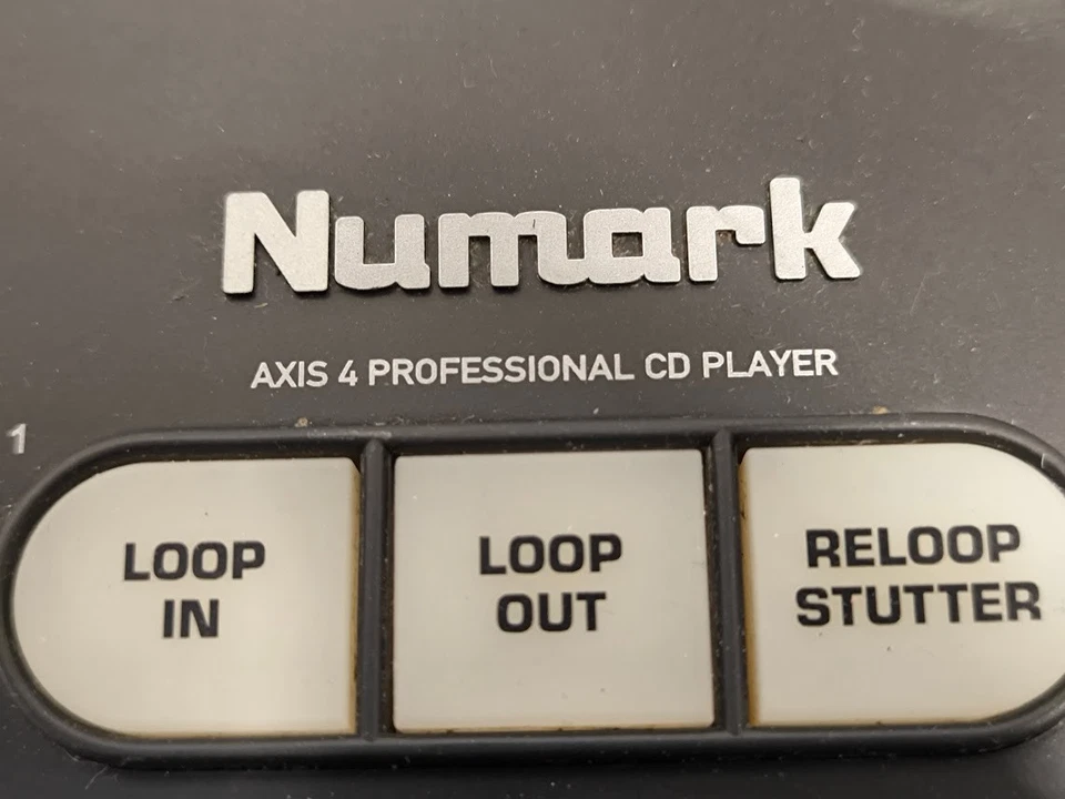 Numark Axis 4 Professionell CD Player - Strom Getestet - Bild 2 von 4