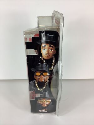 Mezco Figure Toys R Us Exclusive RUN DMC Red Suit RUN Doll Figure
