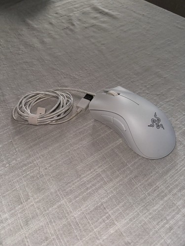 Razer DEATHADDER ESSENTIAL Wired Optical Gaming Mouse - WHITE RZ01-03850200-R3U1