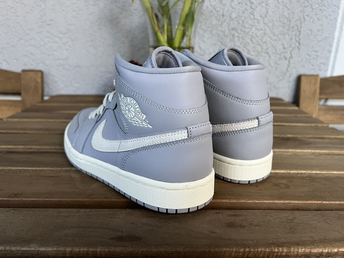Nike Jordan 1 Mid Atmosphere Pale Violet CD7240-002 Size 7