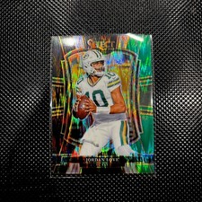 2025 Panini Select - Jordan Love #168 Premier Level Black and Green Prizm Shock