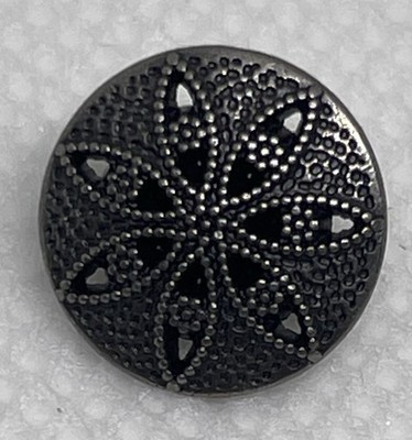 Star Anise Pierced Carved Gunmetal Shank Replacement Button Size 1/2'' Lot M13
