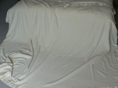 Vintage MERINOWOLLDECKE 280x260cm Super King Creme Satin Kanten