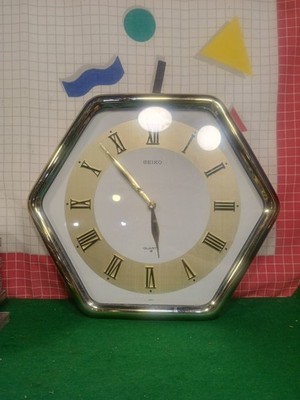Seiko 1980s Hexagonal Wall Clock QXA668G (Made In Japan) Works As
