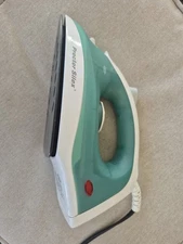 Proctor Silex Nonstick Iron with Water Window Adjustable Steam 17291Y