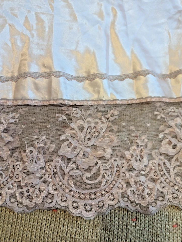 Lencería Colesce Couture Rosa Resbaladizo Brillante Satén Camisón Slip Grande Foto 4 de 4