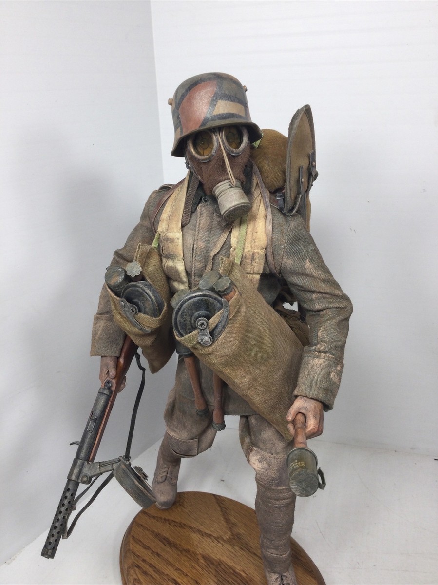 1/6 CUSTOM WW1 IMPERIAL GERMAN MP-18 TRENCH RAIDER + OAK STAND