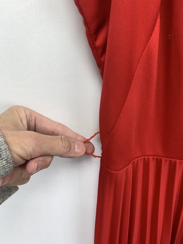 Alfred Shaheen Vtg 70's Red 2 Pc Dress Jacket Belt Sz 10 Pleated W/Rhinestones - Picture 4 of 11