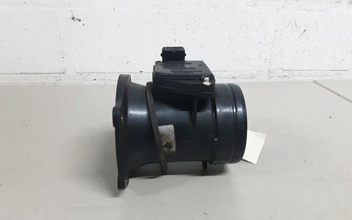 VW Passat 3B Audi A3 8L Luftmassenmesser LMM Hitachi 058133471