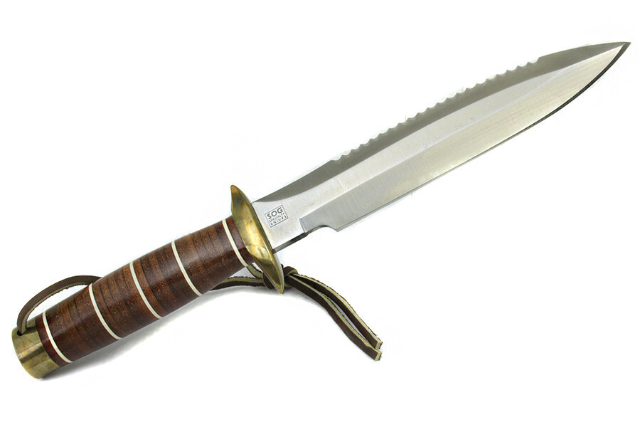 Original SOG SCUBA DEMO Knife, SEKIJapan, 7.25" Blade, Leather Grip