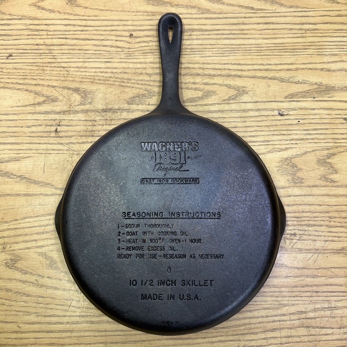 Vintage Wagner 1891 Cast Iron Skillet 10 1/2 Inch Skillet Made In