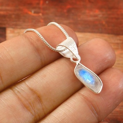 Rainbow Moonstone Charm Pendant Necklace 925 Silver Fine    3270