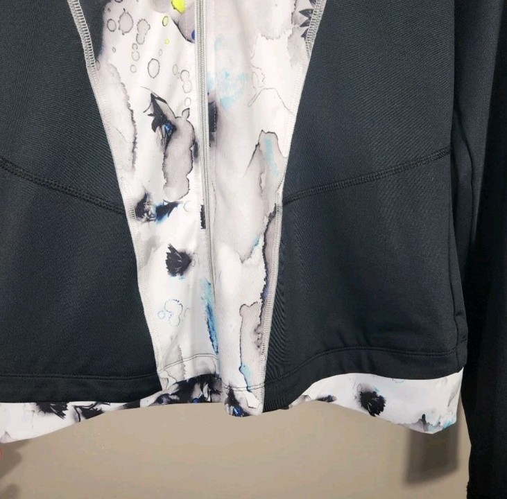 Layer 8 Performance Jacket Watermark Print Athlet… - image 3